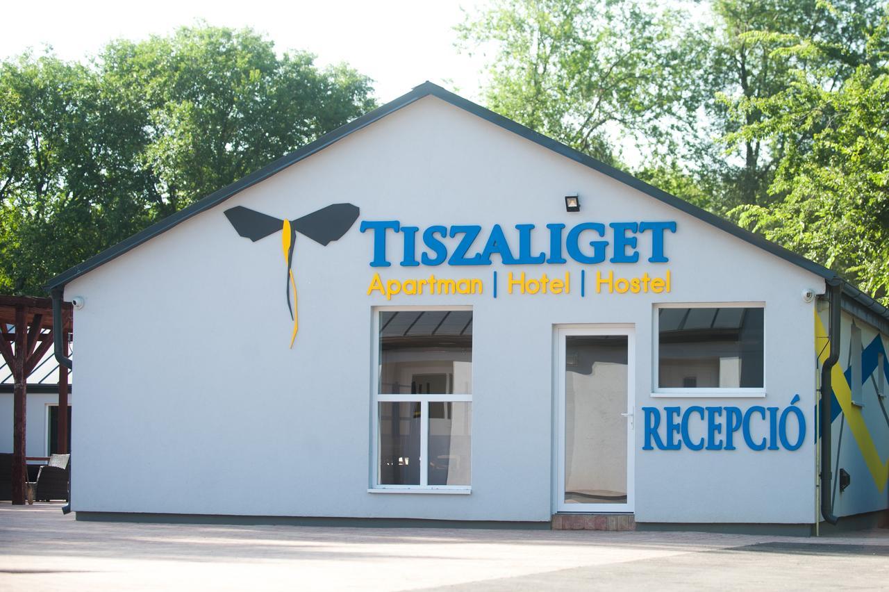 Tiszaliget Apartman Es Szallo Bed & Breakfast Szolnok Exterior photo